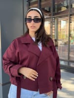 Cropped coat in burgundy 