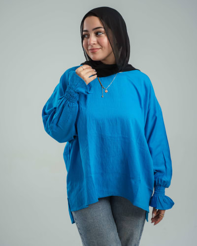 basic top in blue