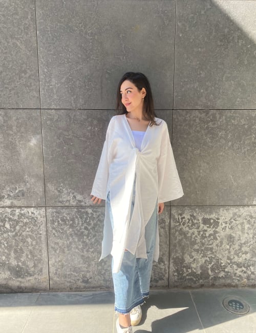 Front tie cardigan in white 