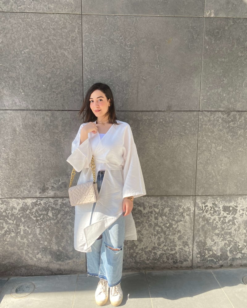 Front tie cardigan in white 