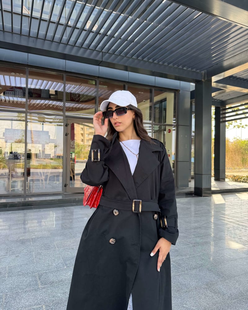Long trench coat in black 