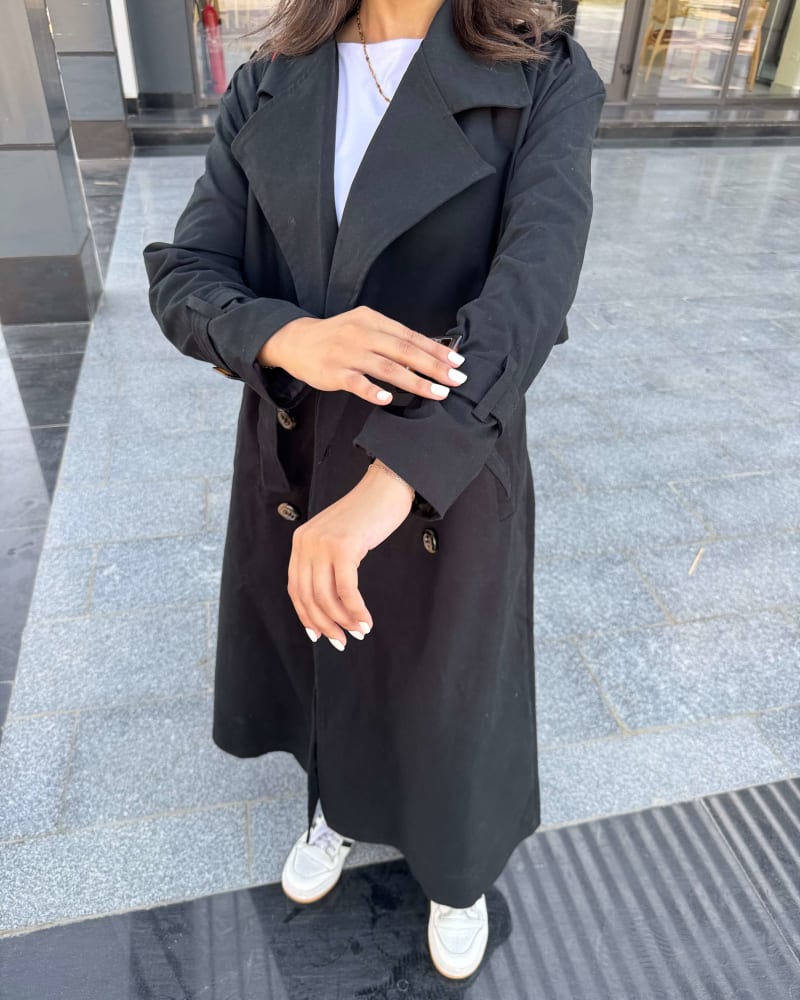 Long trench coat in black 