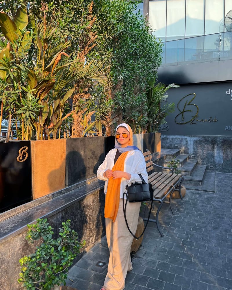 Flowy pants in latte