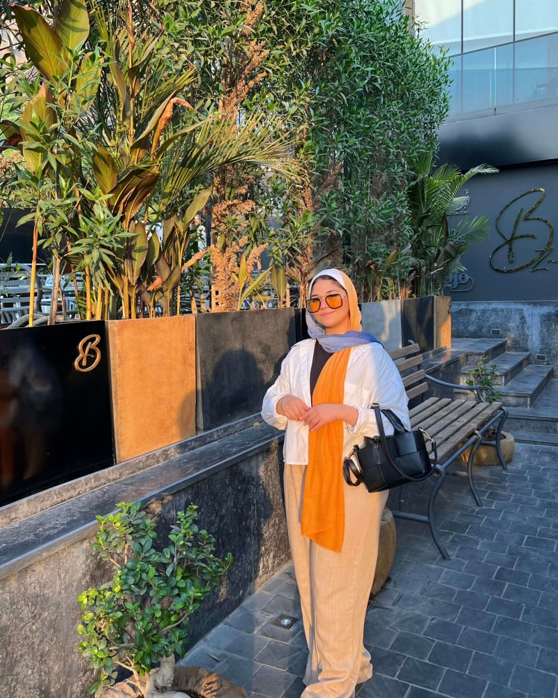 Flowy pants in latte