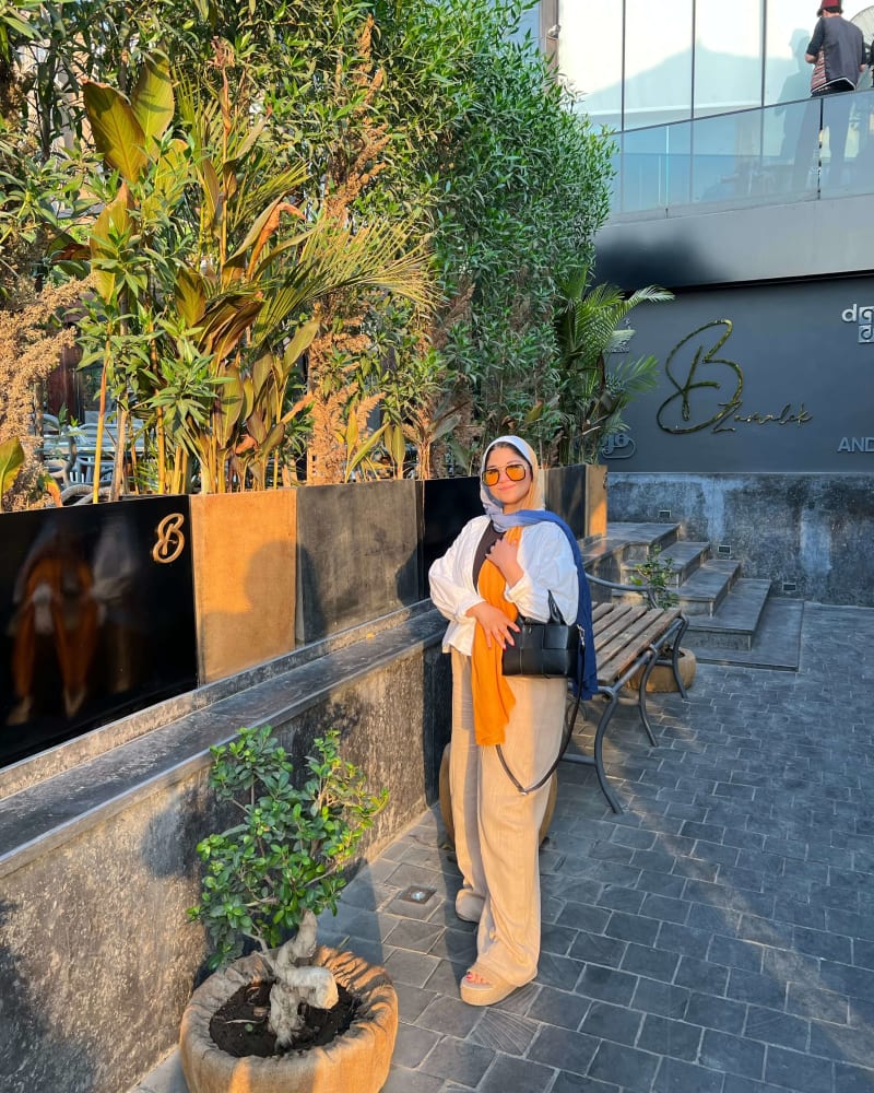 Flowy pants in latte