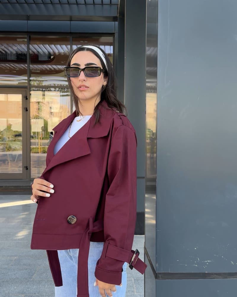 Cropped coat in burgundy 