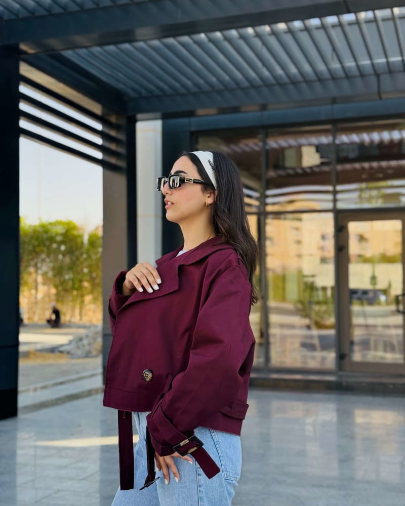 Cropped coat in burgundy 