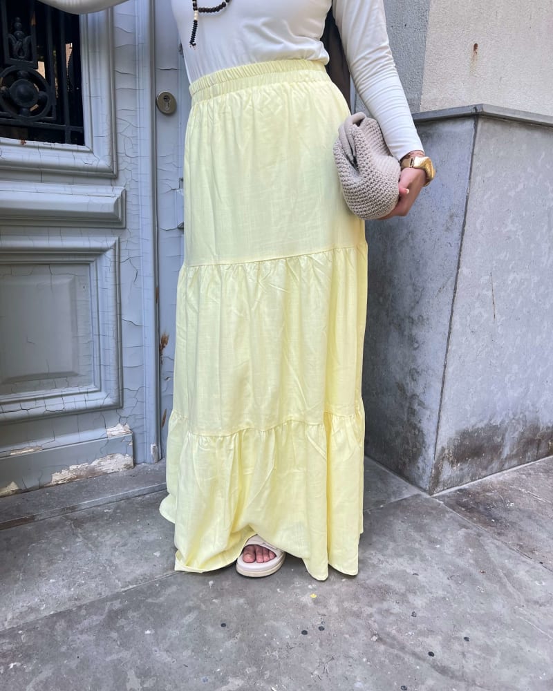 Flowy skirt- Butter yellow