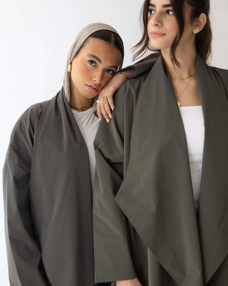 The waterproof coat-olive